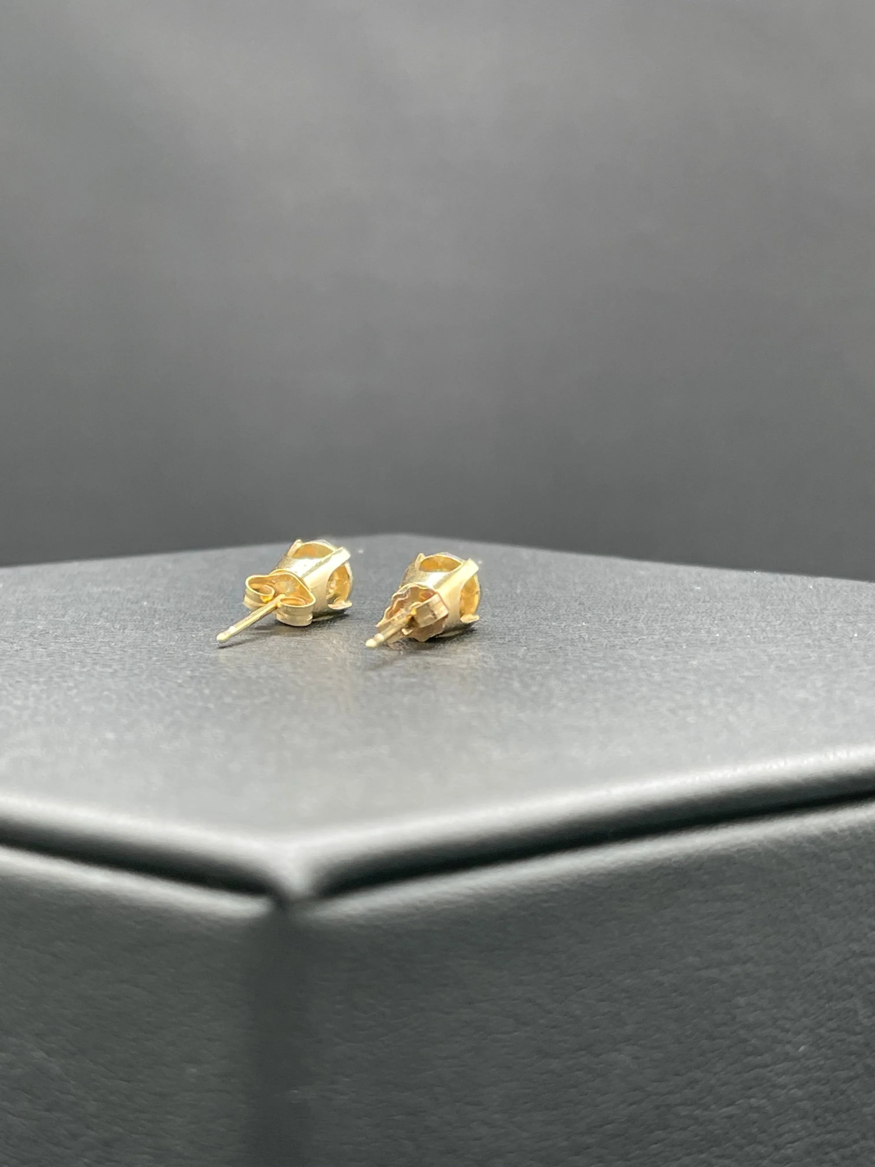 0.60 Carat Natural Fancy Champagne Diamond 14k Yellow   White Gold Stud Earrings