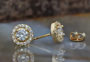 1 ct diamond halo stud earrings