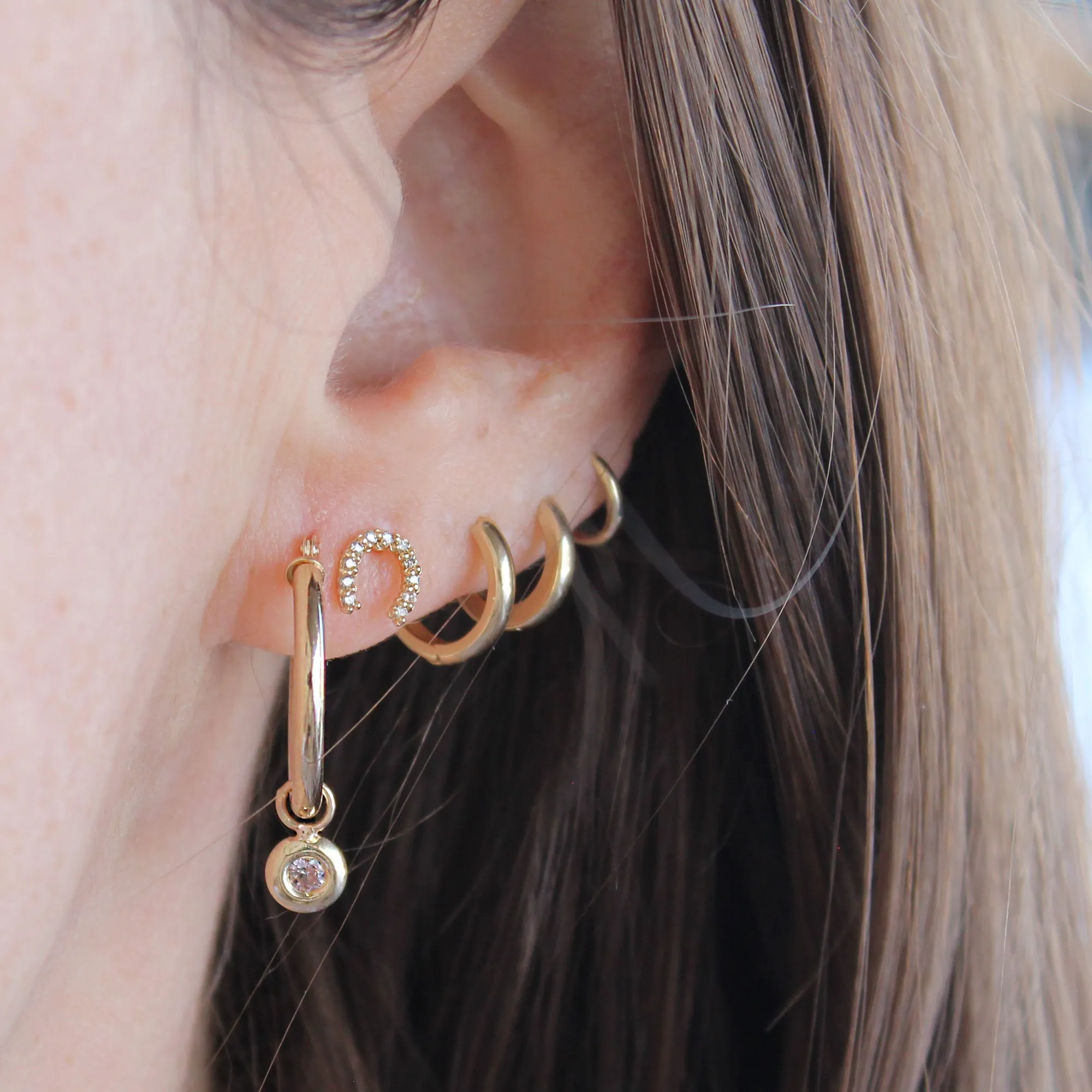 14k Gold   Diamond Single Horseshoe Stud Earring