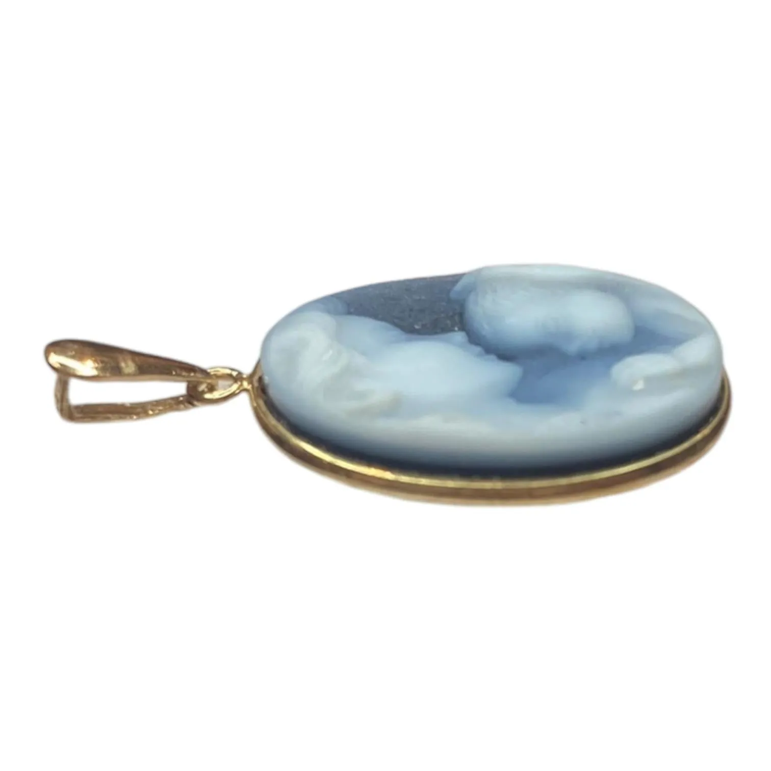 14K Gold Mother and Child Agate Cameo Pendant