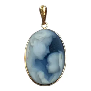 14K Gold Mother and Child Agate Cameo Pendant