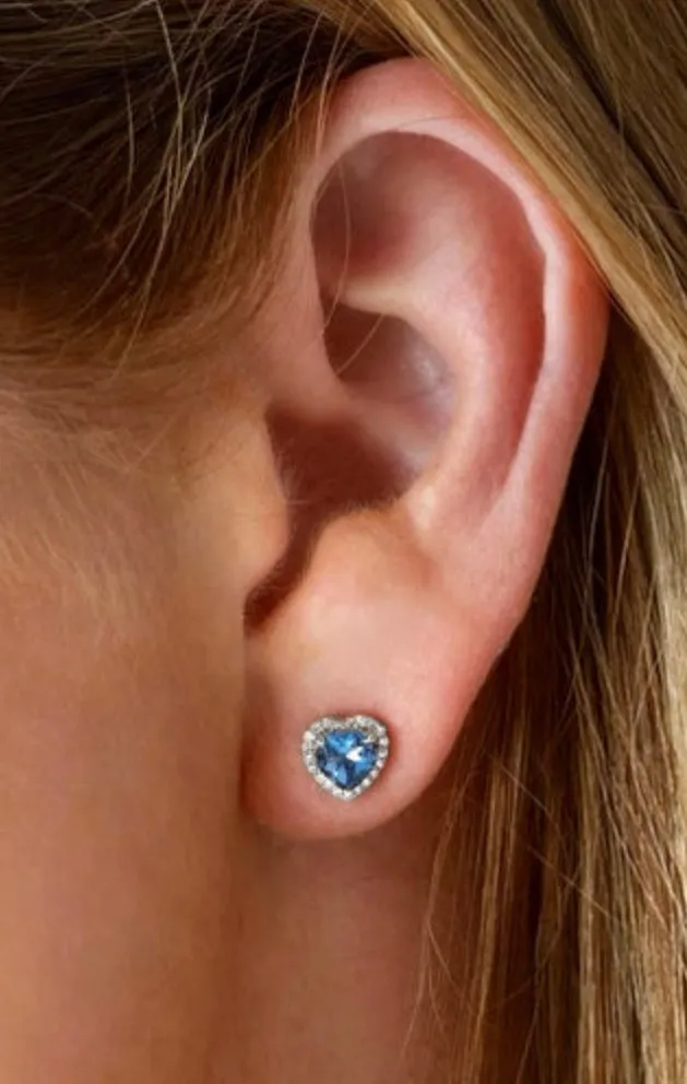 14k White Gold Diamond Blue Topaz Heart Earrings