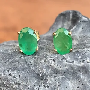 14KT Yellow Gold Oval 1.00 CT Colombian Emerald Stud Earrings