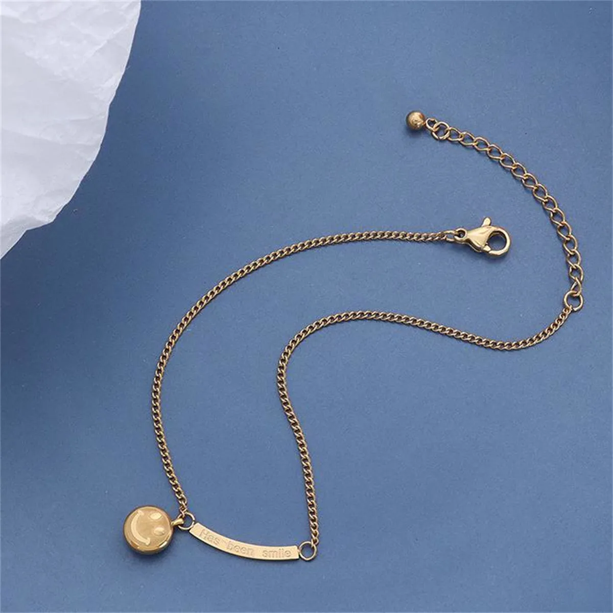 18K Gold-Plated Curved Bar Smiley Charm Anklet