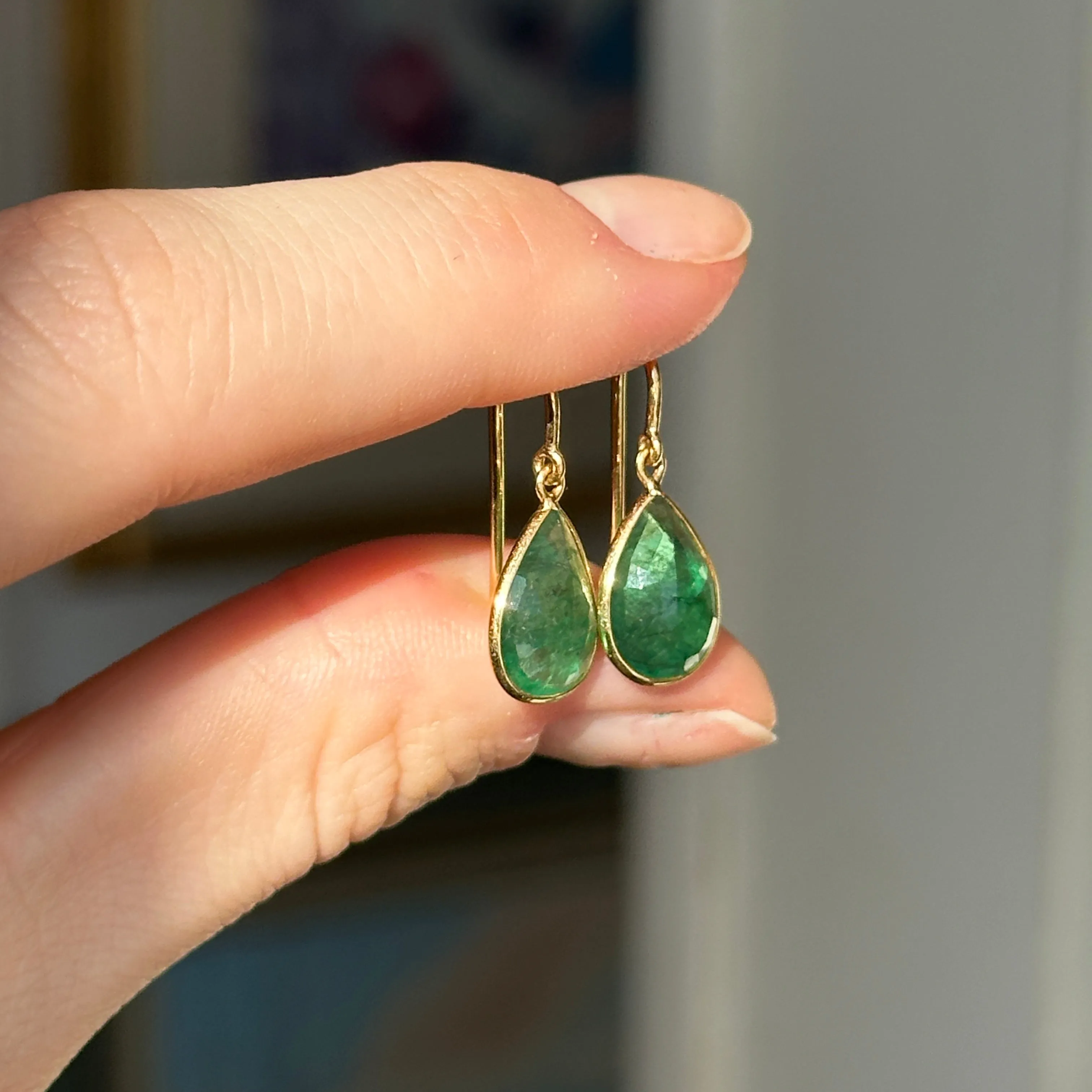 18KT Yellow Gold Bezel Pear Emerald Dangle Earrings