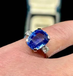 1940s Cushion Cut Ceylon Sapphire Ring