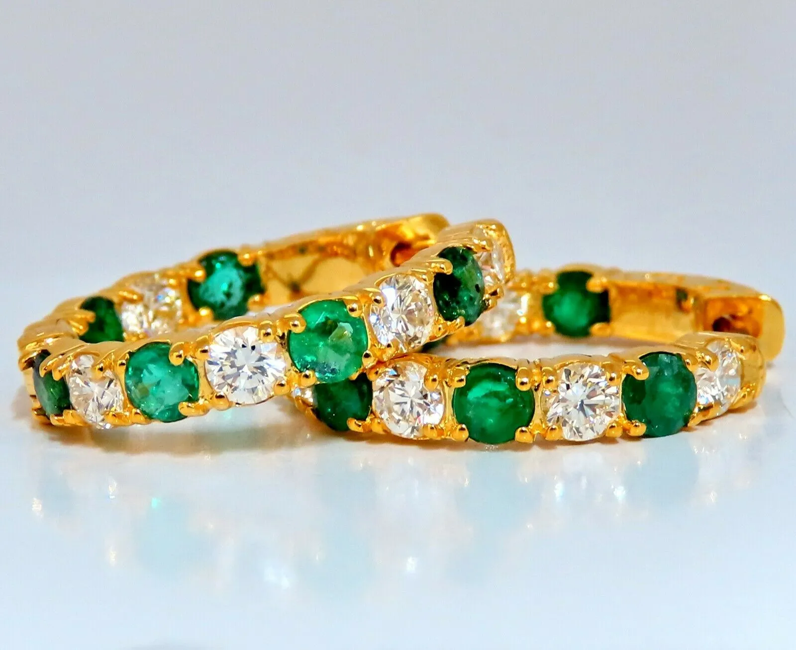 3.34ct natural emerald diamonds hoop earrings 14kt yellow gold inside out