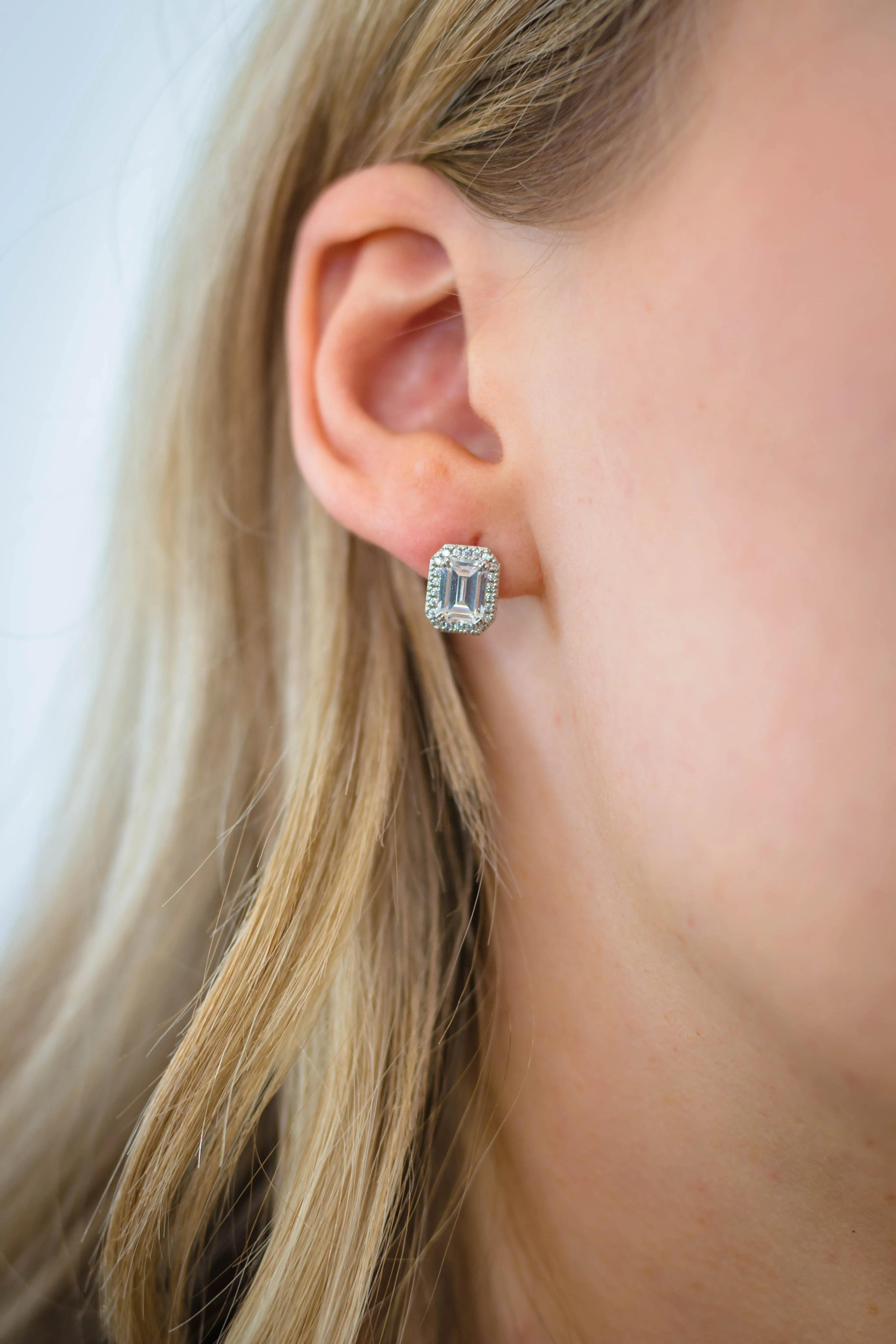 A CHRISTMAS JOURNEY VIOLET EARRINGS SILVER