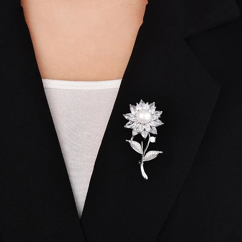 Analiese Crystal Flower Brooch