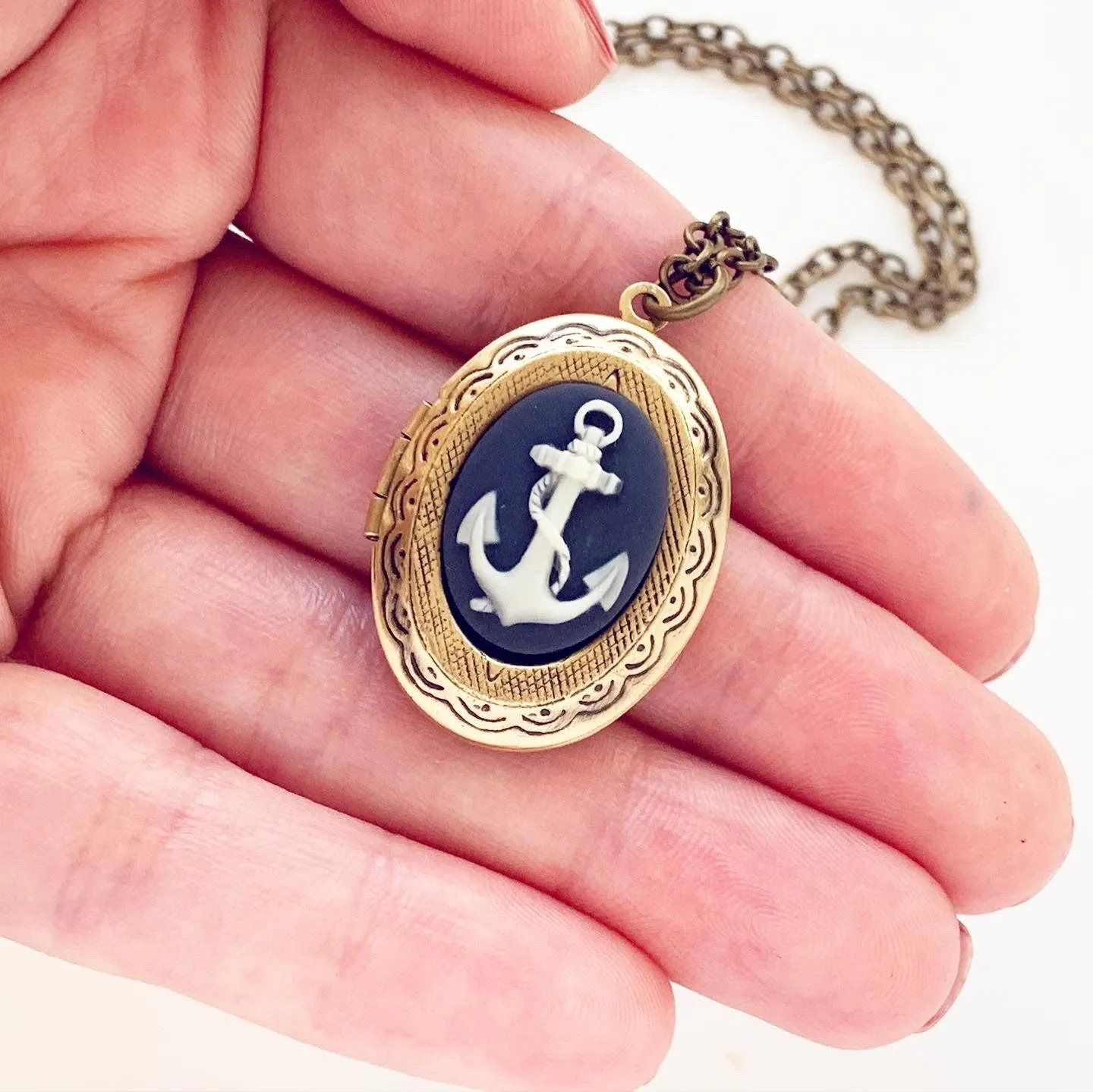 Anchor Cameo Locket Necklace in Bronze