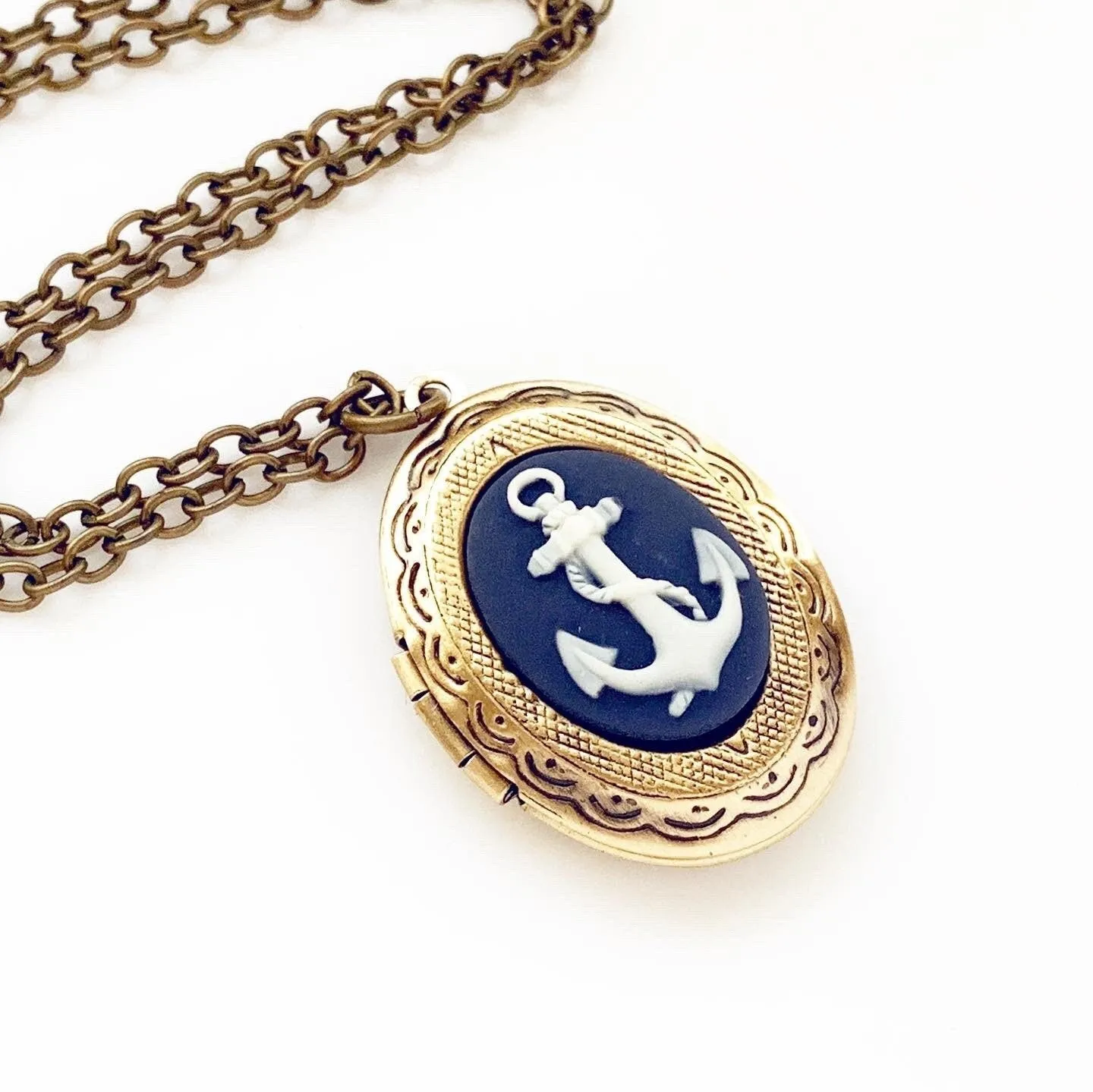 Anchor Cameo Locket Necklace in Bronze