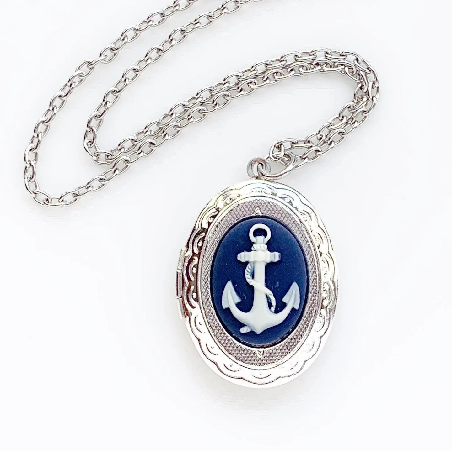 Anchor Cameo Locket Necklace in Silver