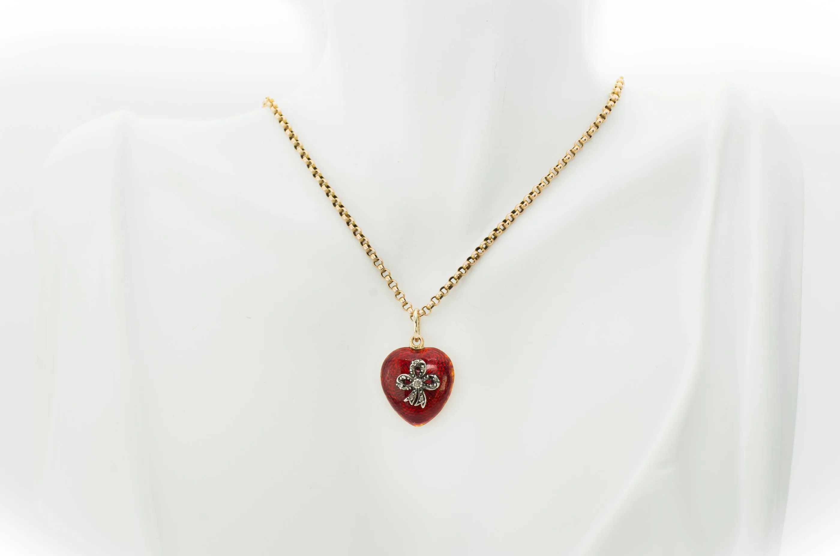ANTIQUE 18K GOLD  RED ENAMEL HEART WITH DIAMOND BOW LOCKET