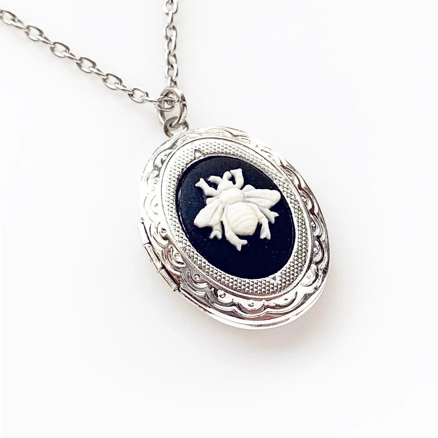 Bee Cameo Locket Necklace in Silver