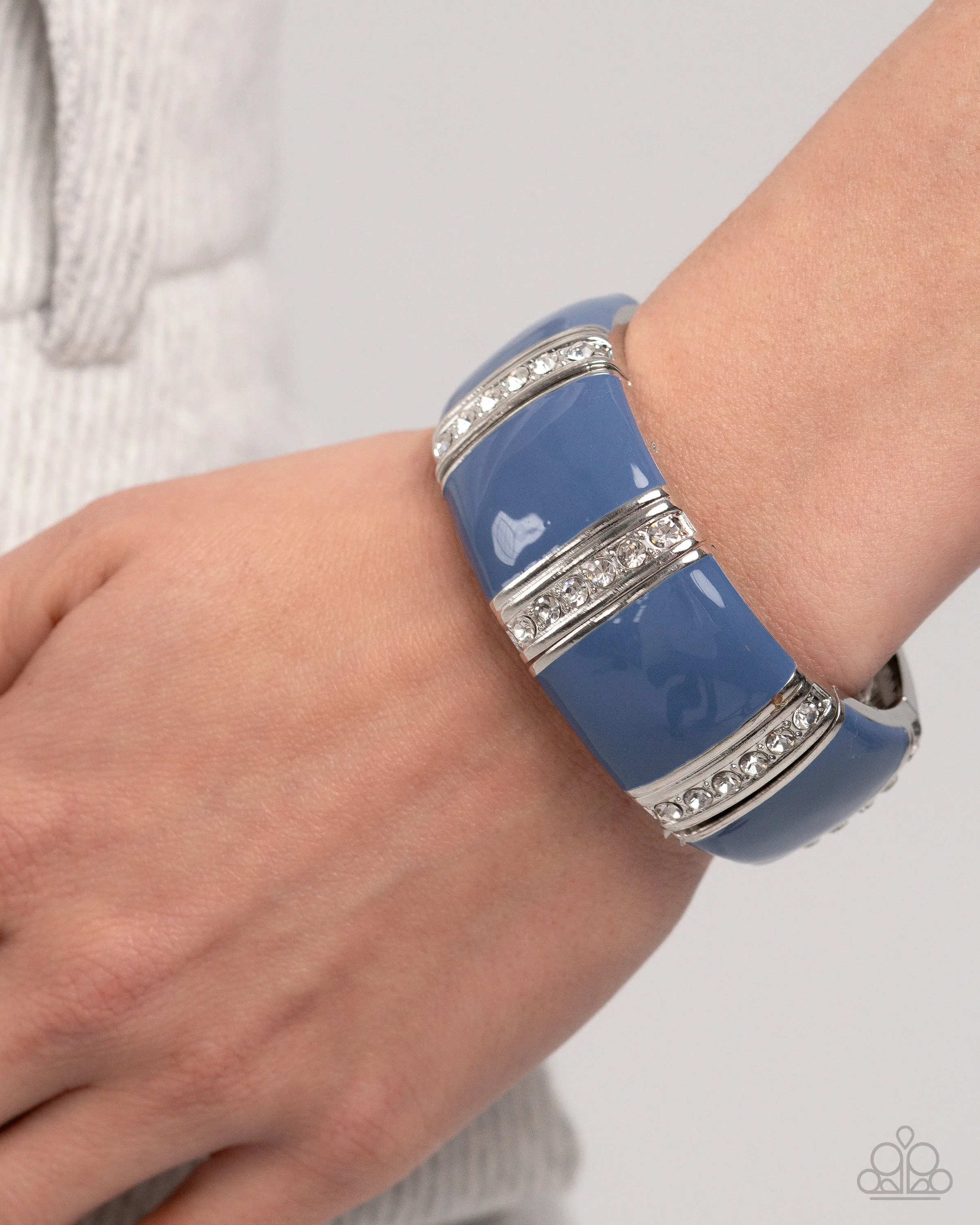 Complete Look Blue Set: Fashionable Fringe - Blue Necklace and Colored Cameo - Blue Bracelet (Necklace and Bracelet Complete Set) - BB-BL-ZU