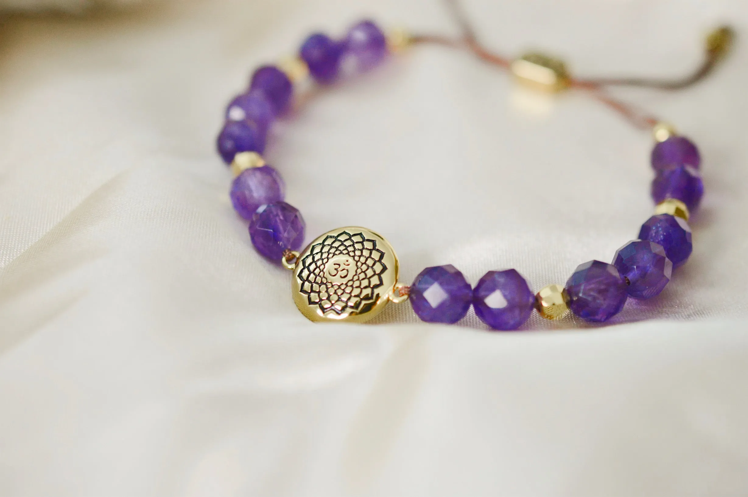 Crown Chakra Amethyst Spiritual Healing & Stress Relief Bracelet