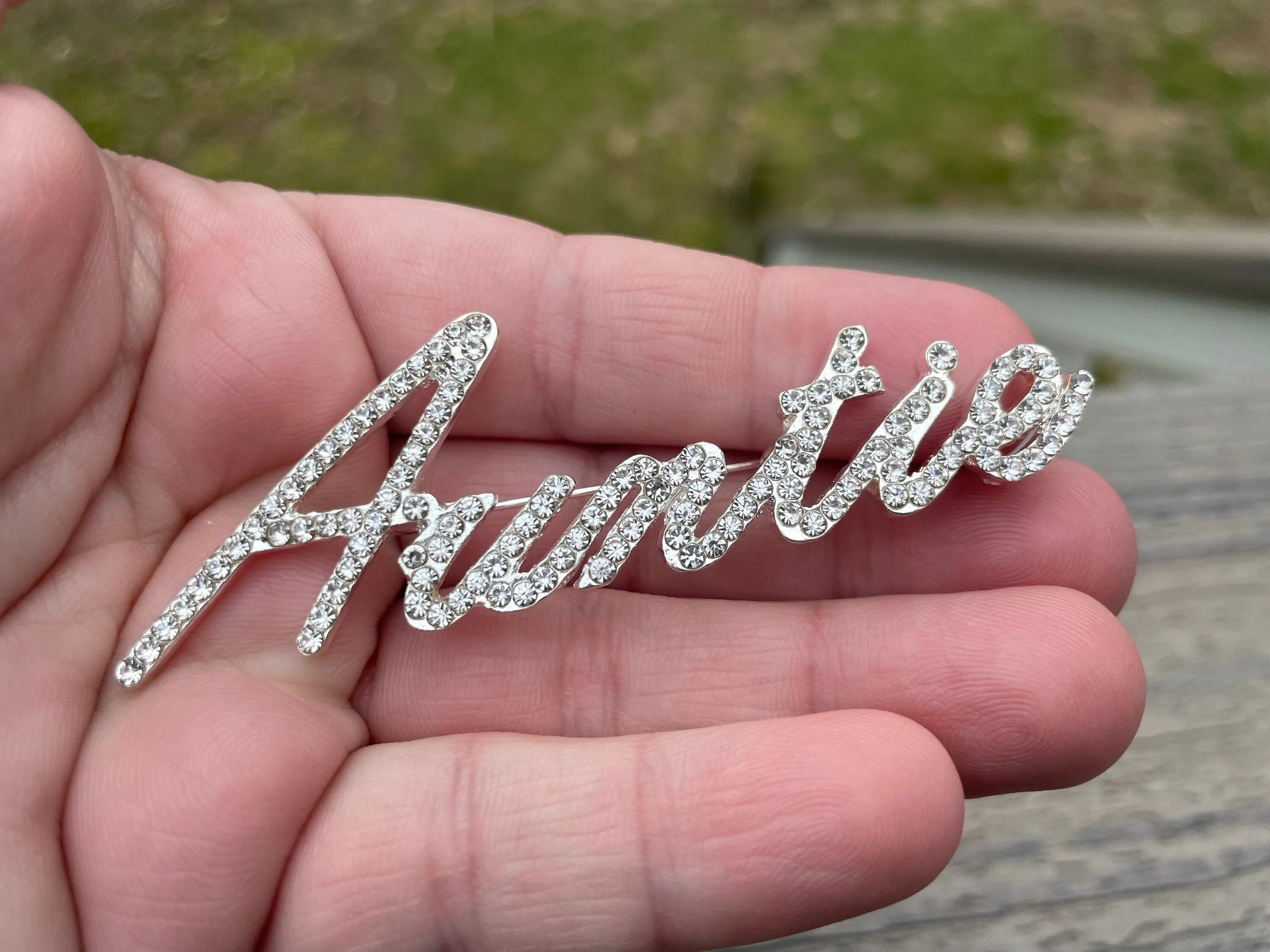 Custom script Auntie Aunt Mothers Day Birthday Gift New jewelry brooch rhinestone pin 3”