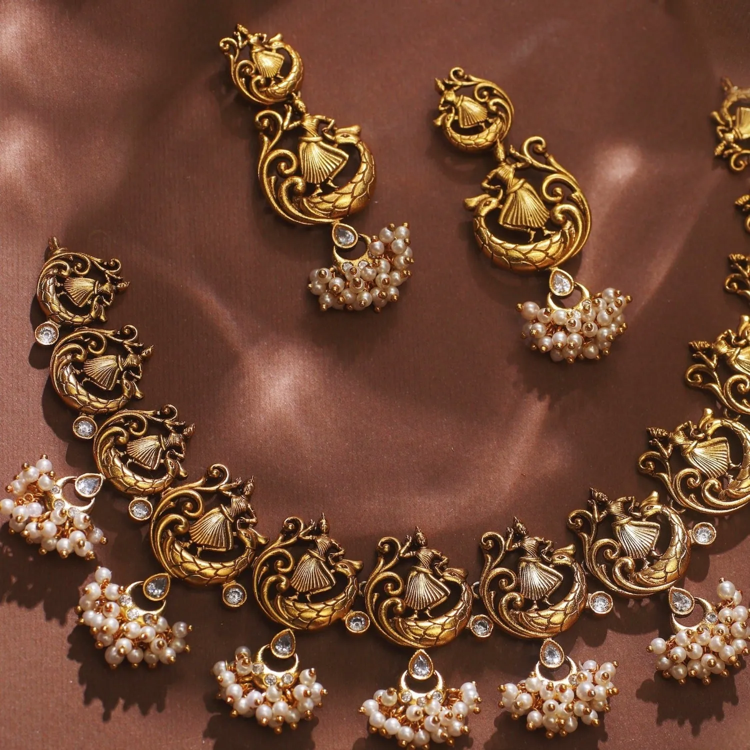 Dancing Lady with a Peacock Antique Necklace Set