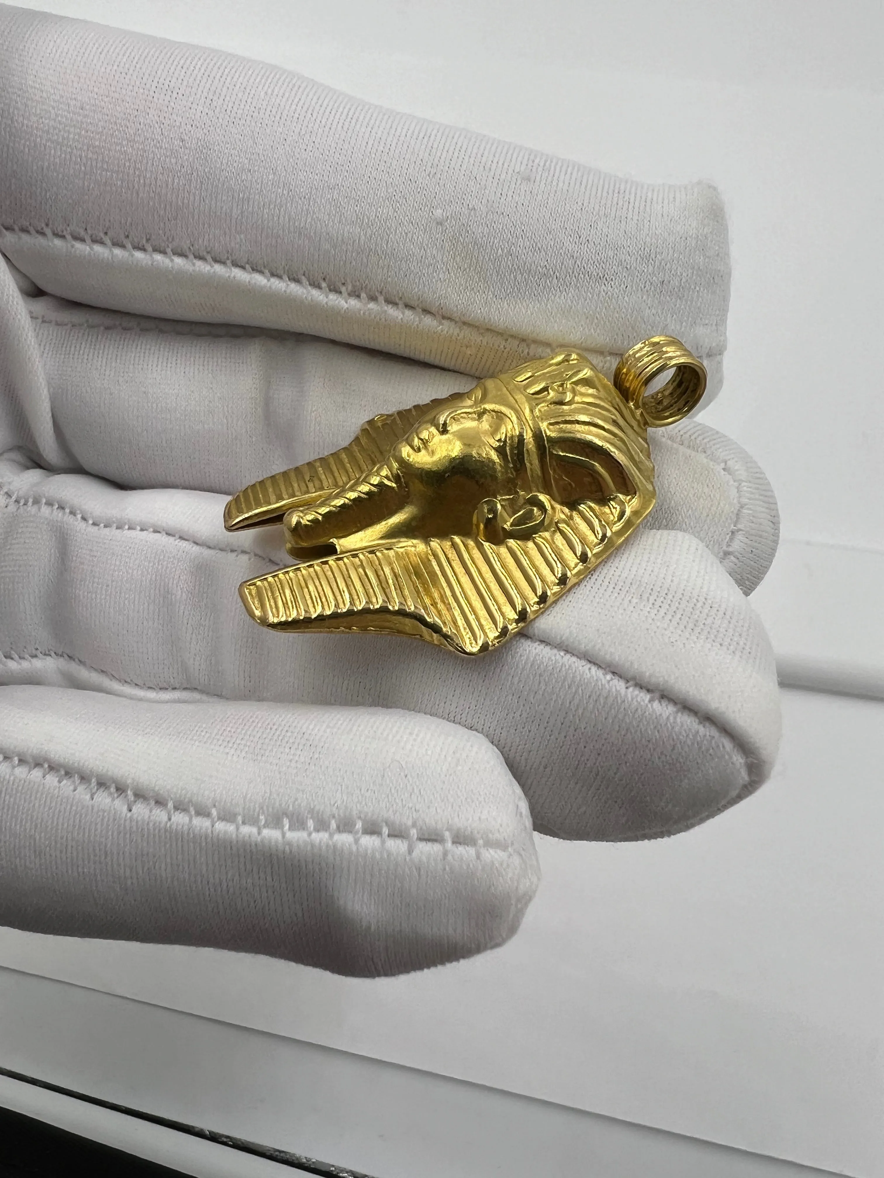 Egyptian Revival Yellow Gold Pendant
