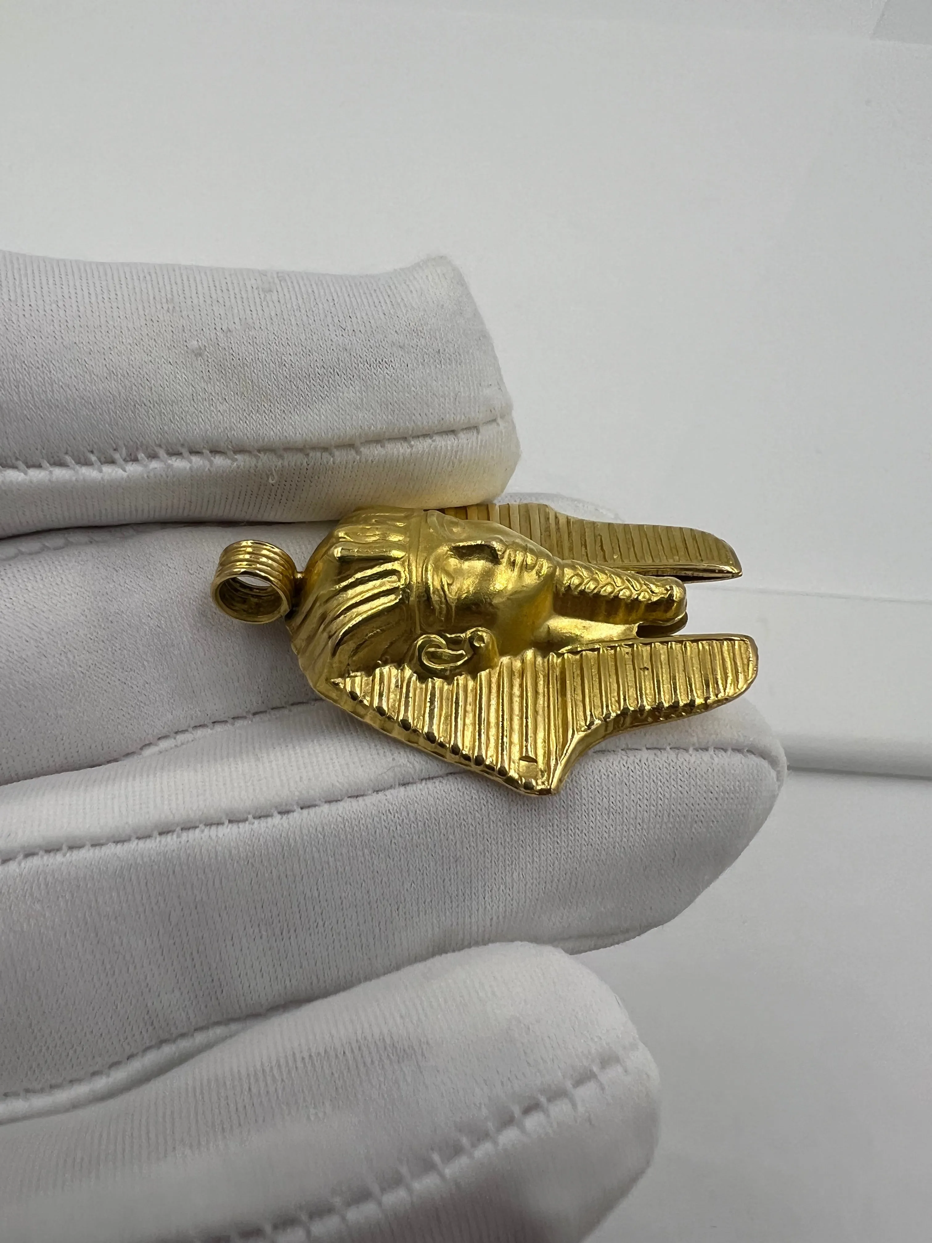Egyptian Revival Yellow Gold Pendant