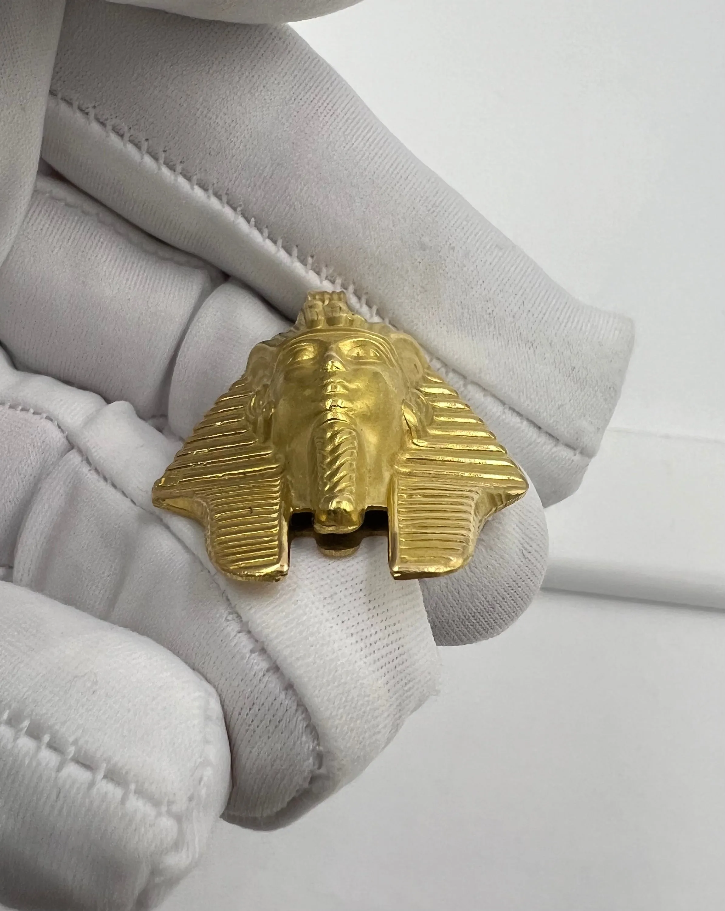 Egyptian Revival Yellow Gold Pendant
