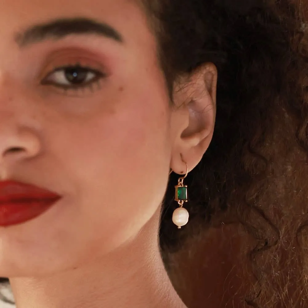 Emerald and Pearls Drop Earrings