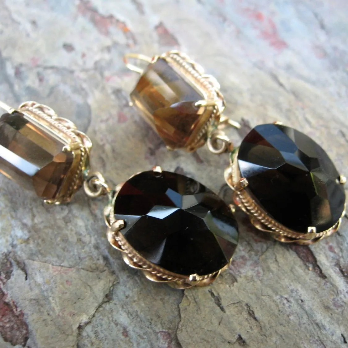 Estate 14KT Yellow Gold Smokey Quartz Dangle Gemstone Earrings