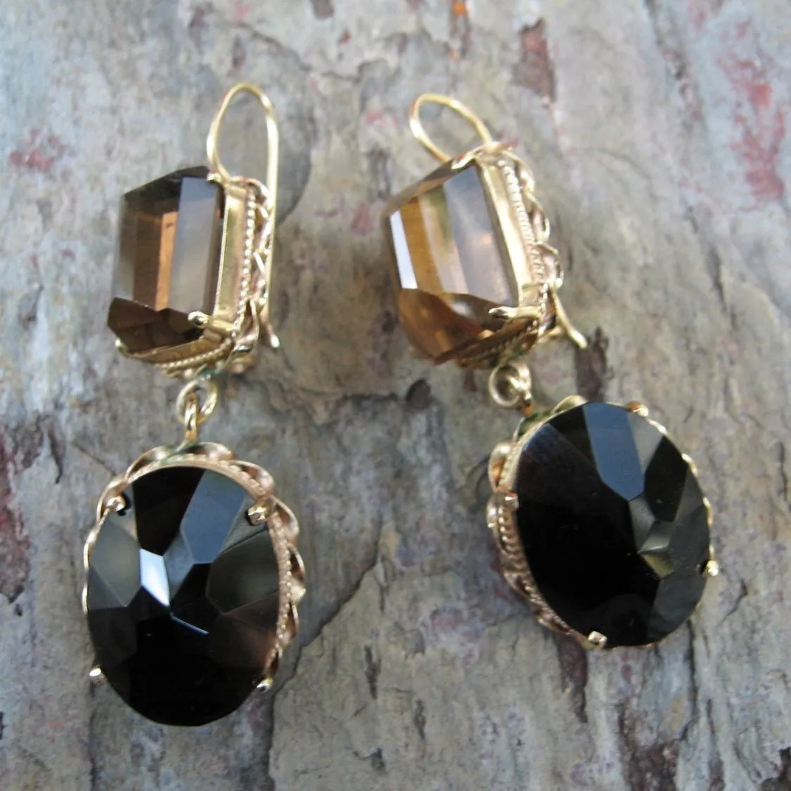 Estate 14KT Yellow Gold Smokey Quartz Dangle Gemstone Earrings