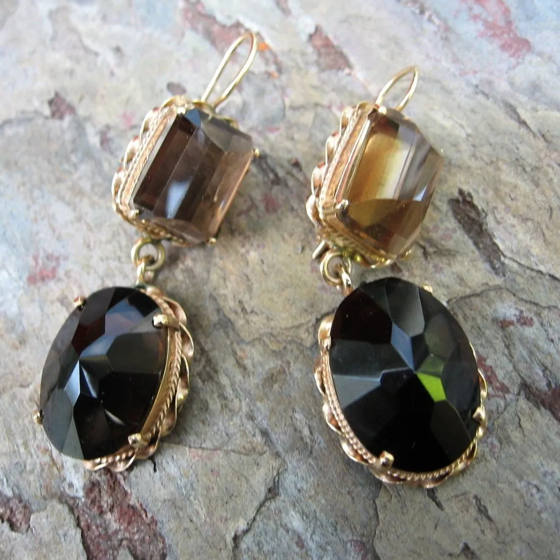 Estate 14KT Yellow Gold Smokey Quartz Dangle Gemstone Earrings