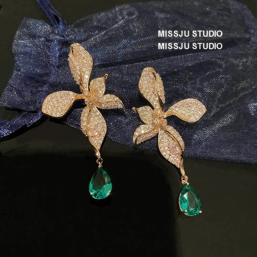 Floral Cutout Teardrop Crystal Studded Emerald Earrings