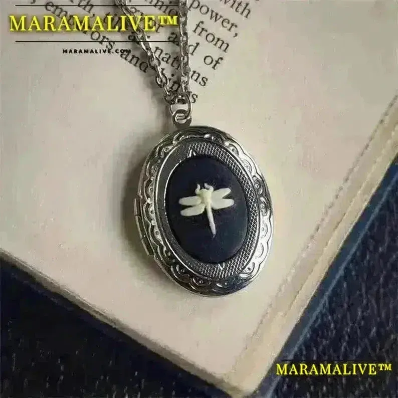 Gothic Creative Diy Photo Frame Pendant Necklace for Men and Women Vintage Cat Cameo Personalized Jewelry Accessories