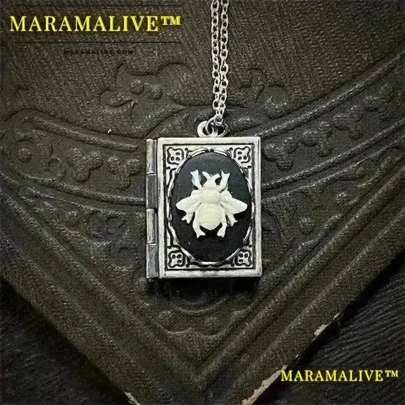 Gothic Creative Diy Photo Frame Pendant Necklace for Men and Women Vintage Cat Cameo Personalized Jewelry Accessories