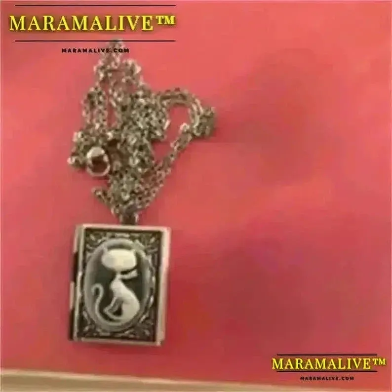 Gothic Creative Diy Photo Frame Pendant Necklace for Men and Women Vintage Cat Cameo Personalized Jewelry Accessories