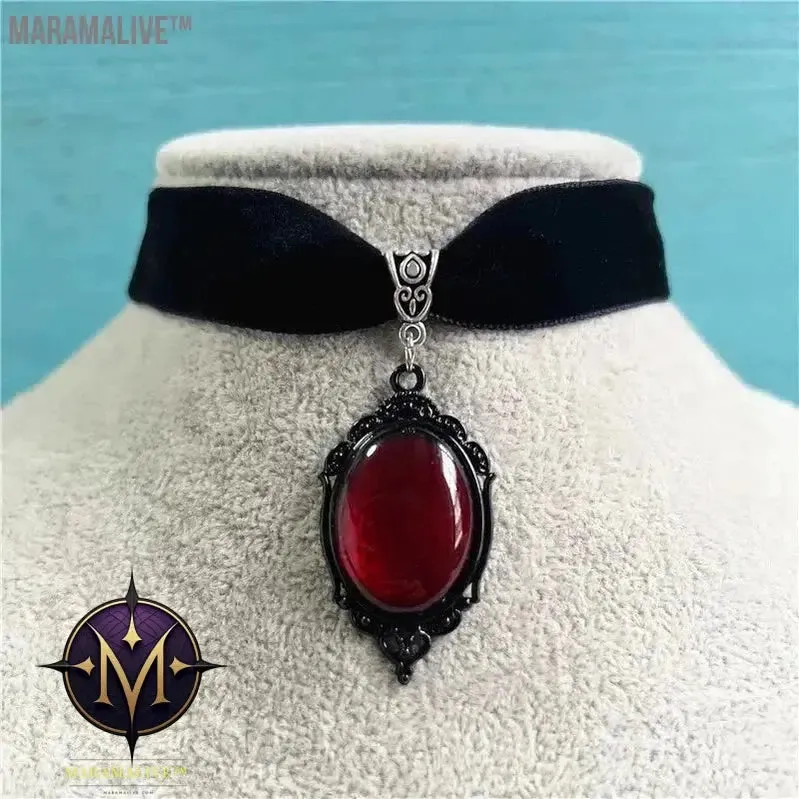 Gothic Vampire Cameo Pendant Choker Velvet Necklace For Women Fashion Pagan Witchcraft Jewelry Girls Gifts Creative Choker 2022