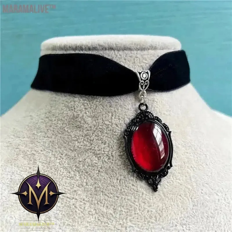 Gothic Vampire Cameo Pendant Choker Velvet Necklace For Women Fashion Pagan Witchcraft Jewelry Girls Gifts Creative Choker 2022