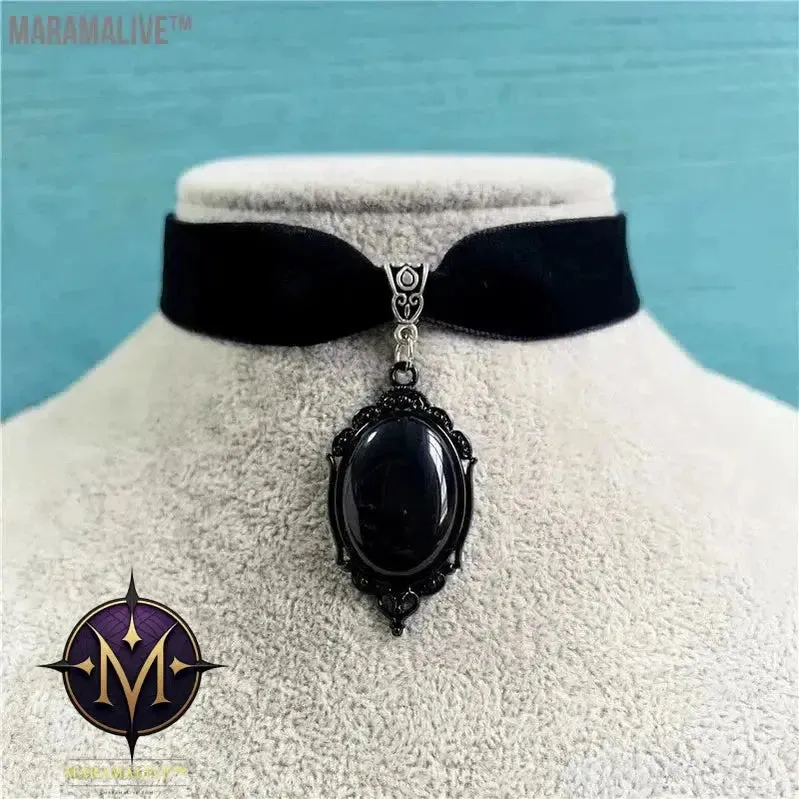 Gothic Vampire Cameo Pendant Choker Velvet Necklace For Women Fashion Pagan Witchcraft Jewelry Girls Gifts Creative Choker 2022