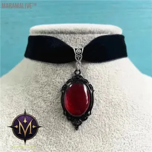 Gothic Vampire Cameo Pendant Choker Velvet Necklace For Women Fashion Pagan Witchcraft Jewelry Girls Gifts Creative Choker 2022