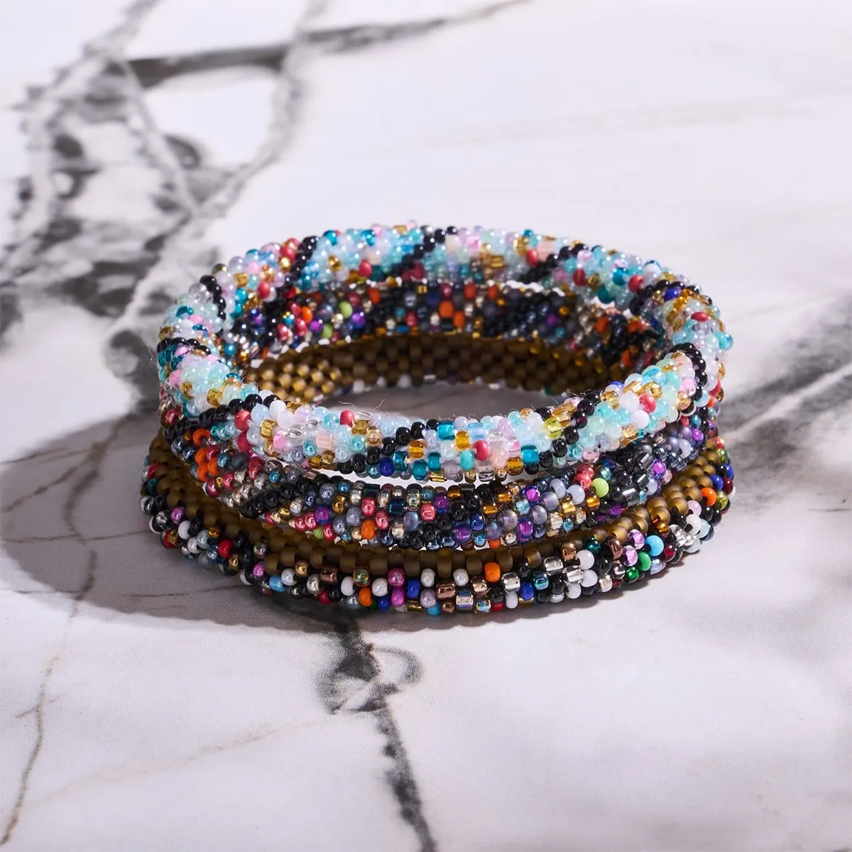 Gouldian Finch | Himalayan Glass Bead Bracelet