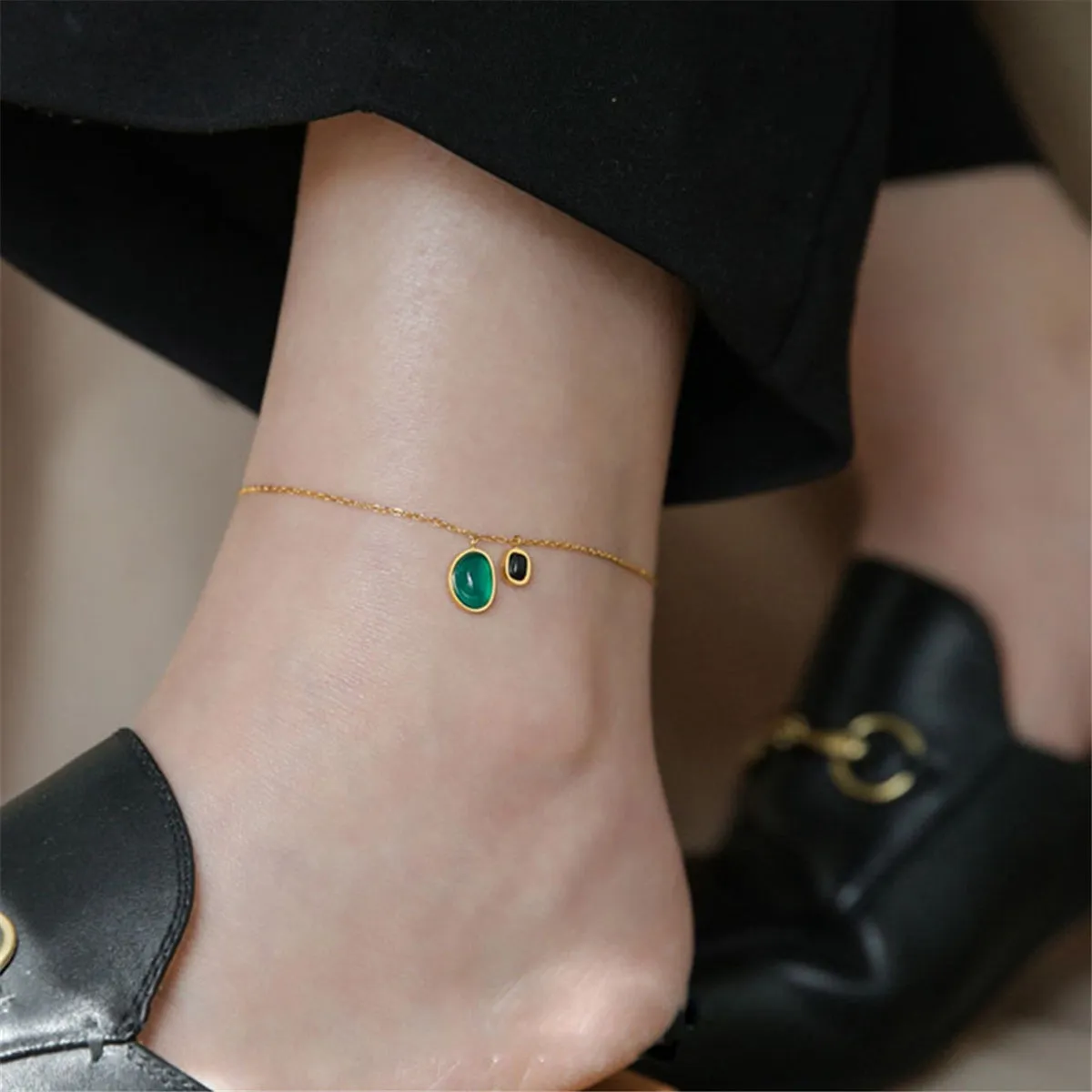 Green & Black Quartz Oval Charm Anklet