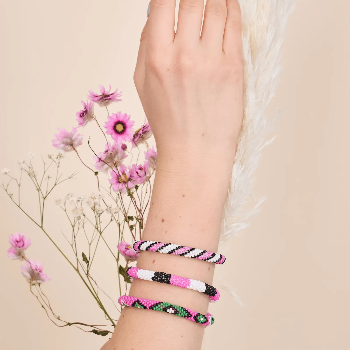 Gumdrop | Himalayan Glass Bead Bracelet