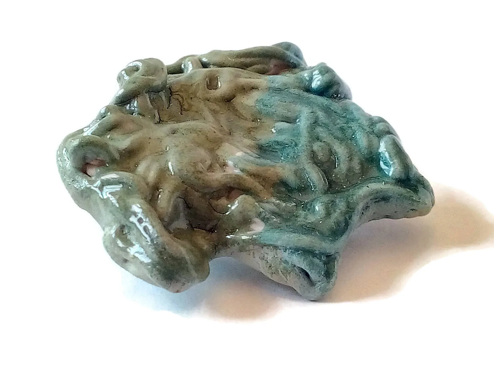 Handmade Ceramic Green Brooch – Unique Abstract Pin
