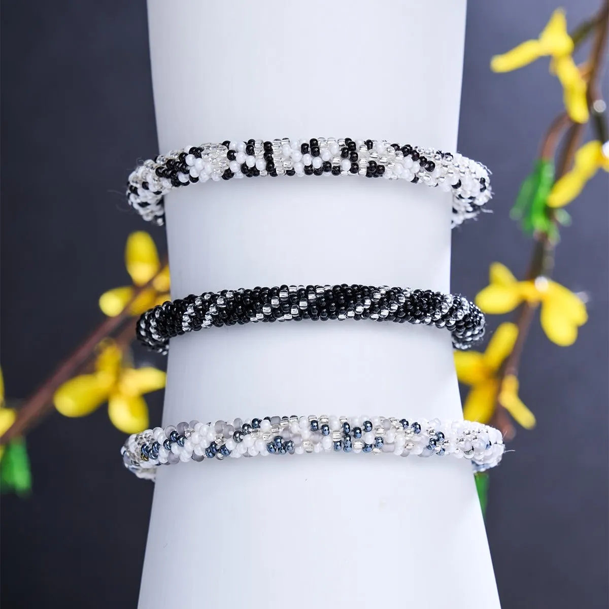 Hypnosis | Himalayan Glass Bead Bracelet