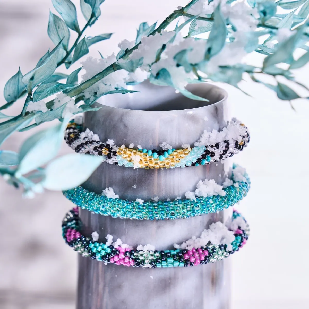 Iridescent Teal | Himalayan Glass Bead Bracelet