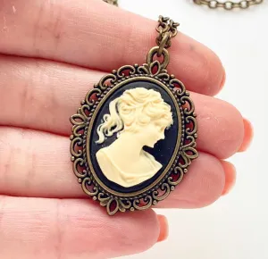 Lady Cameo Necklace in Bronze Medium Size