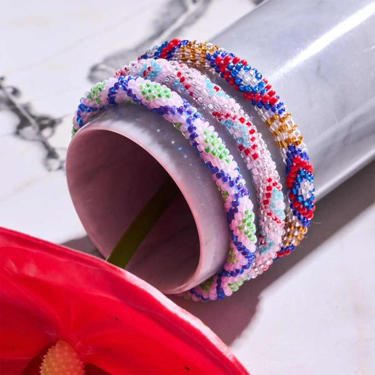 Lily of the Nile | Himalayan Glass Bead Bracelet