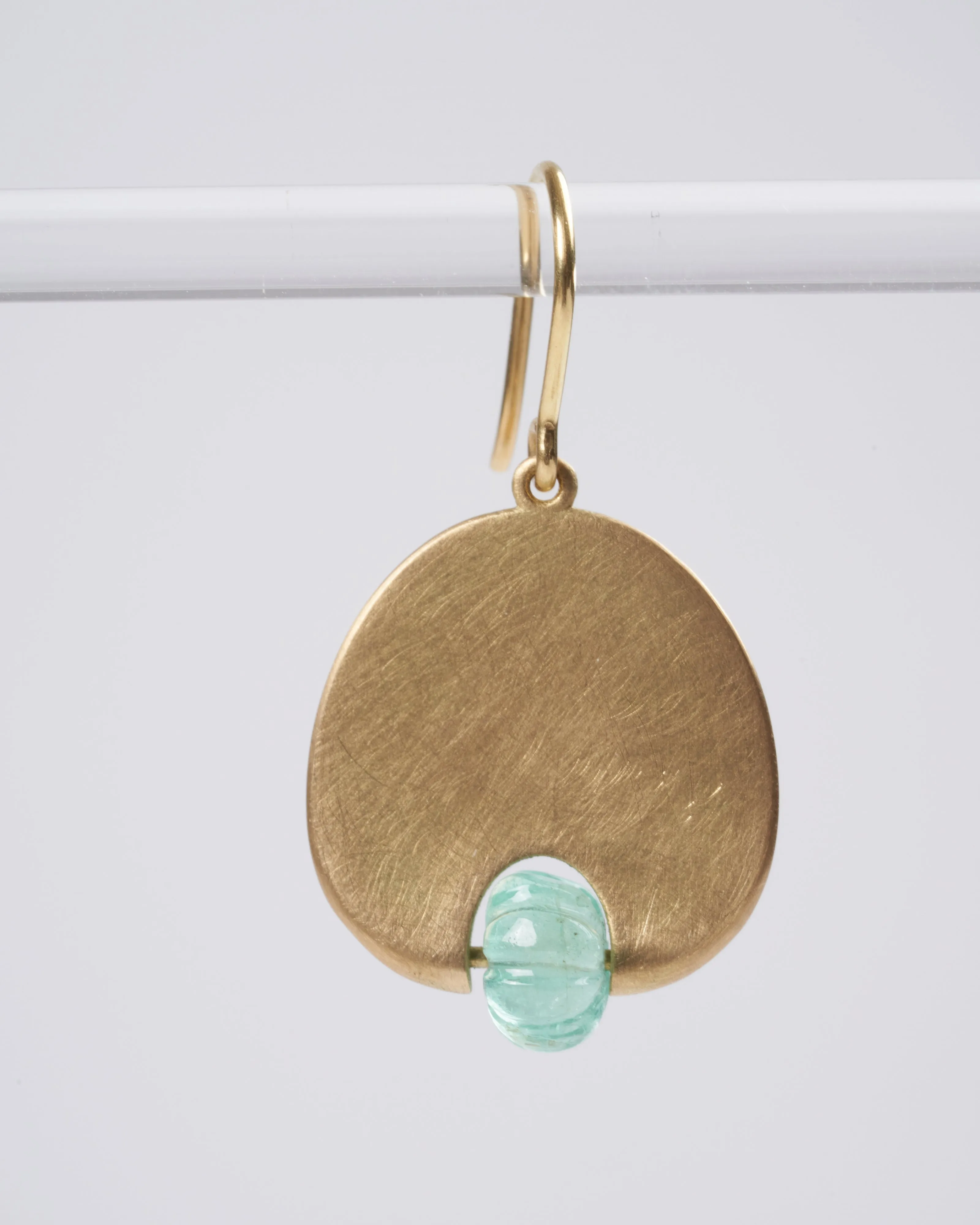 lily pad earring medium with mellon pale emerald beads 18k yg - lt green