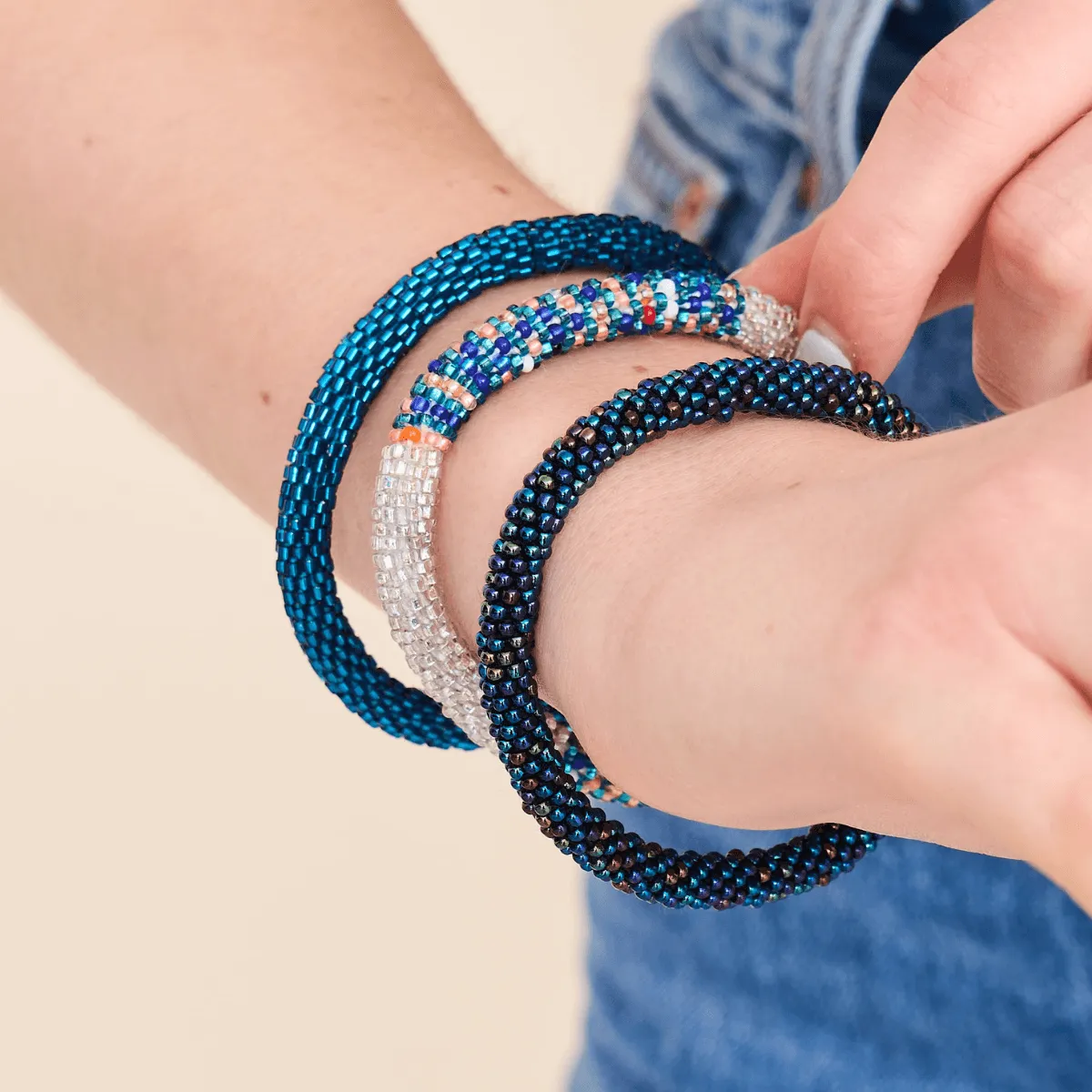 Mermaid Scales | Himalayan Glass Bead Bracelet
