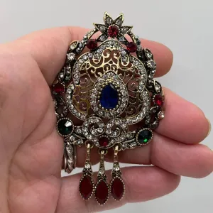New Creative Retro Clothing Accessories Brooches Fashionable Men's and Women's Baroque Corsage Scarves Buckle Accessories
