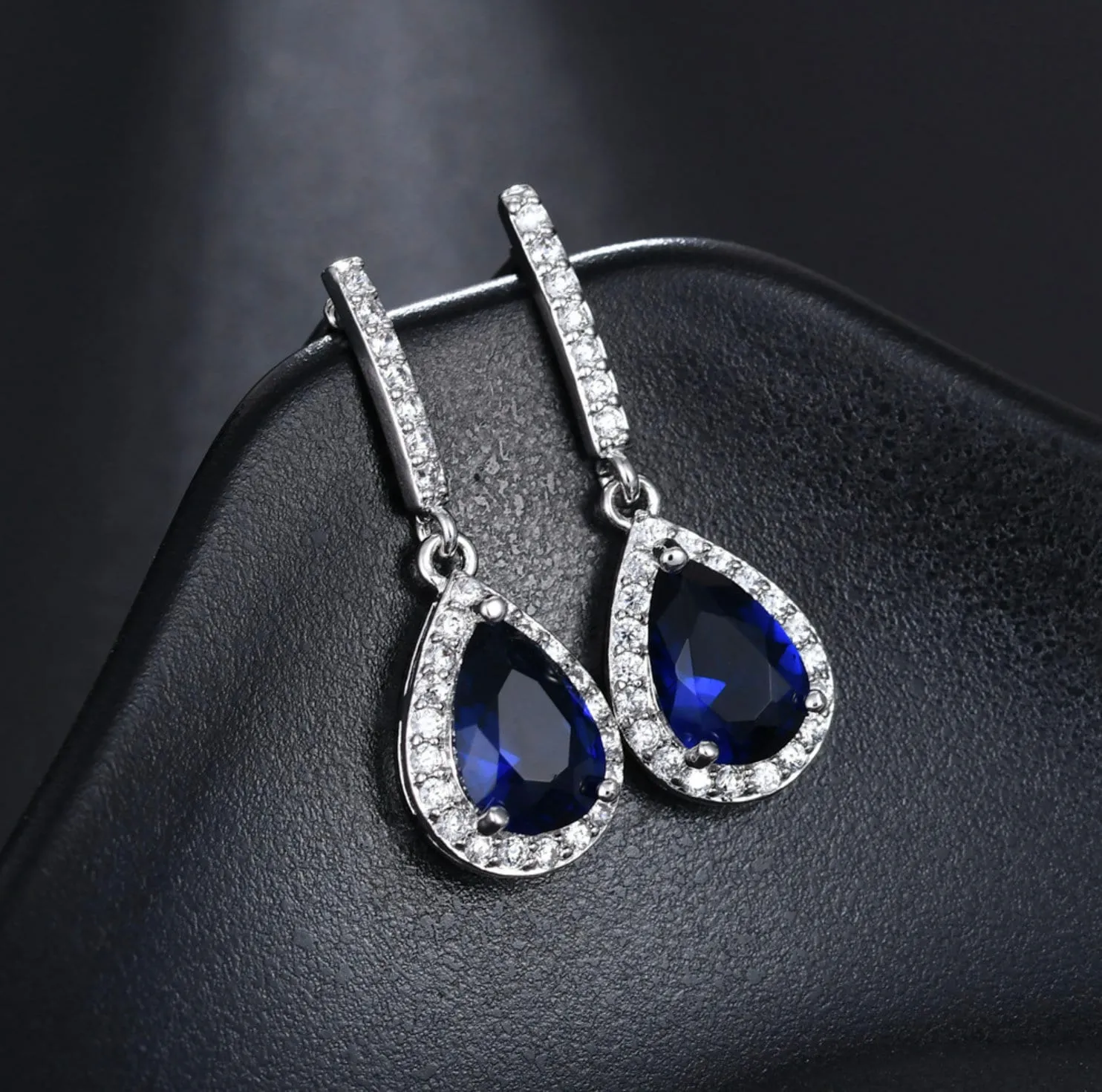 Pear Shape Earrings | Teardrop Earrings | Diamond Earrings | Teardrop Earrings | Sapphire Earrings | Blue Diamond Earrings