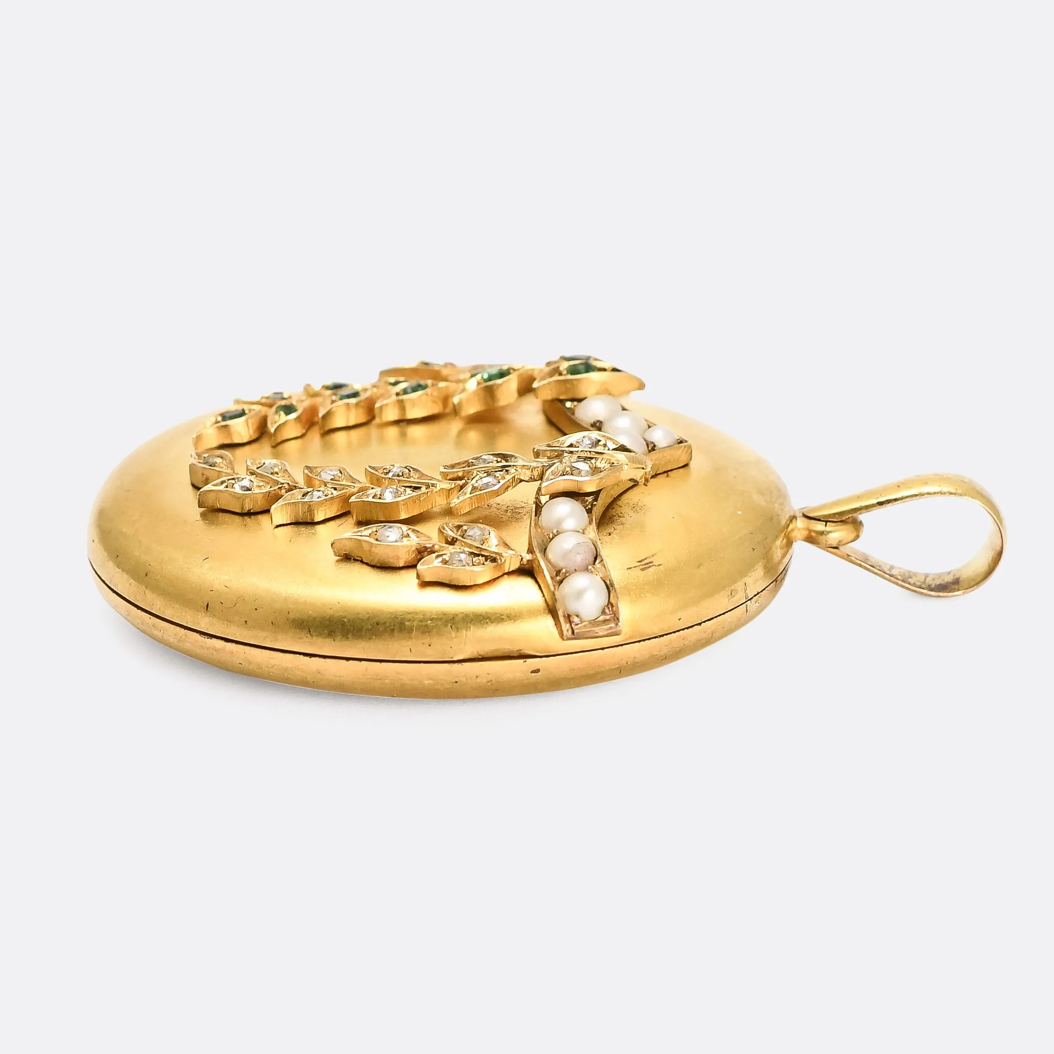 Pearl Laurel Locket 3rd Payment